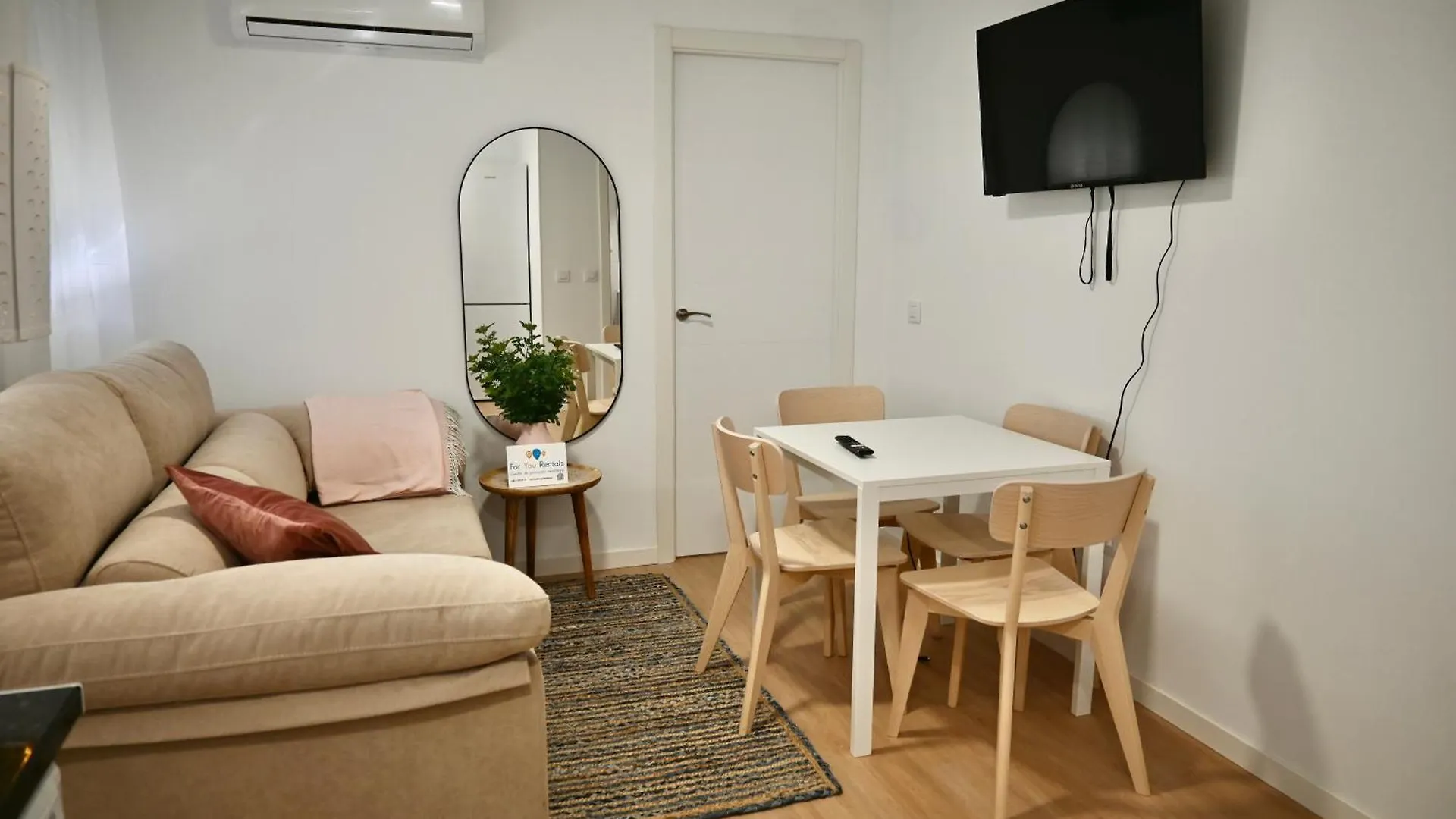 Apartment For You Rentals Coqueto Y Amplio Studio Temporal En El Barrio Quintana Ale141º Madrid